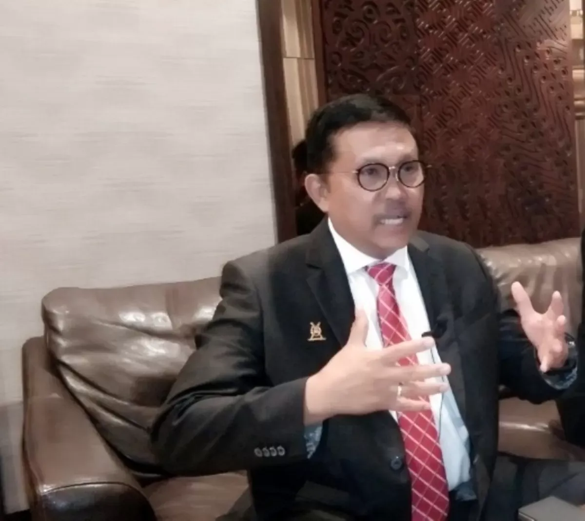 Ikatan Notaris Indonesia terbelah dua, gak punya konsep saat nego! Pihak KLB malah tolak konsepnya Firdaus cs